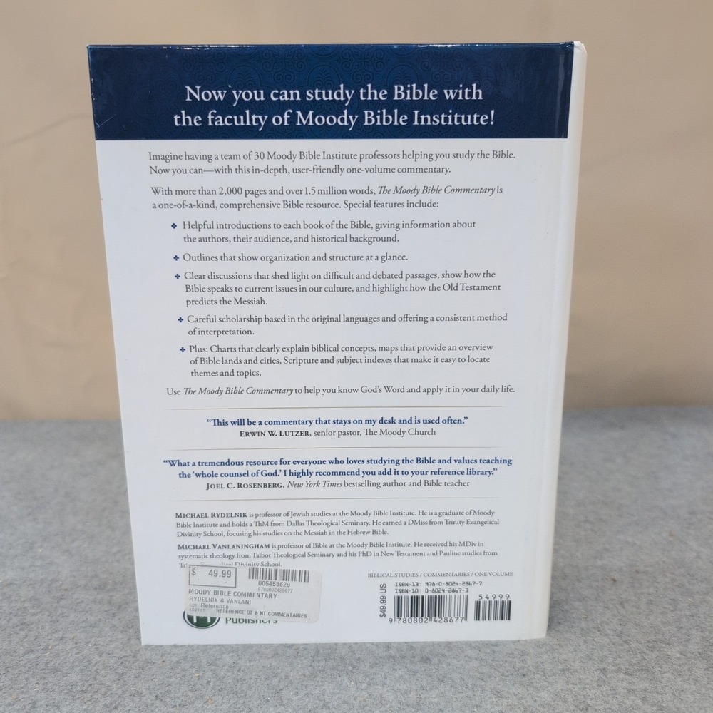 The Moody Bible Commentary Michael Rydelnik Michael Vanlaningham Hardcover Book - Picture 3 of 9